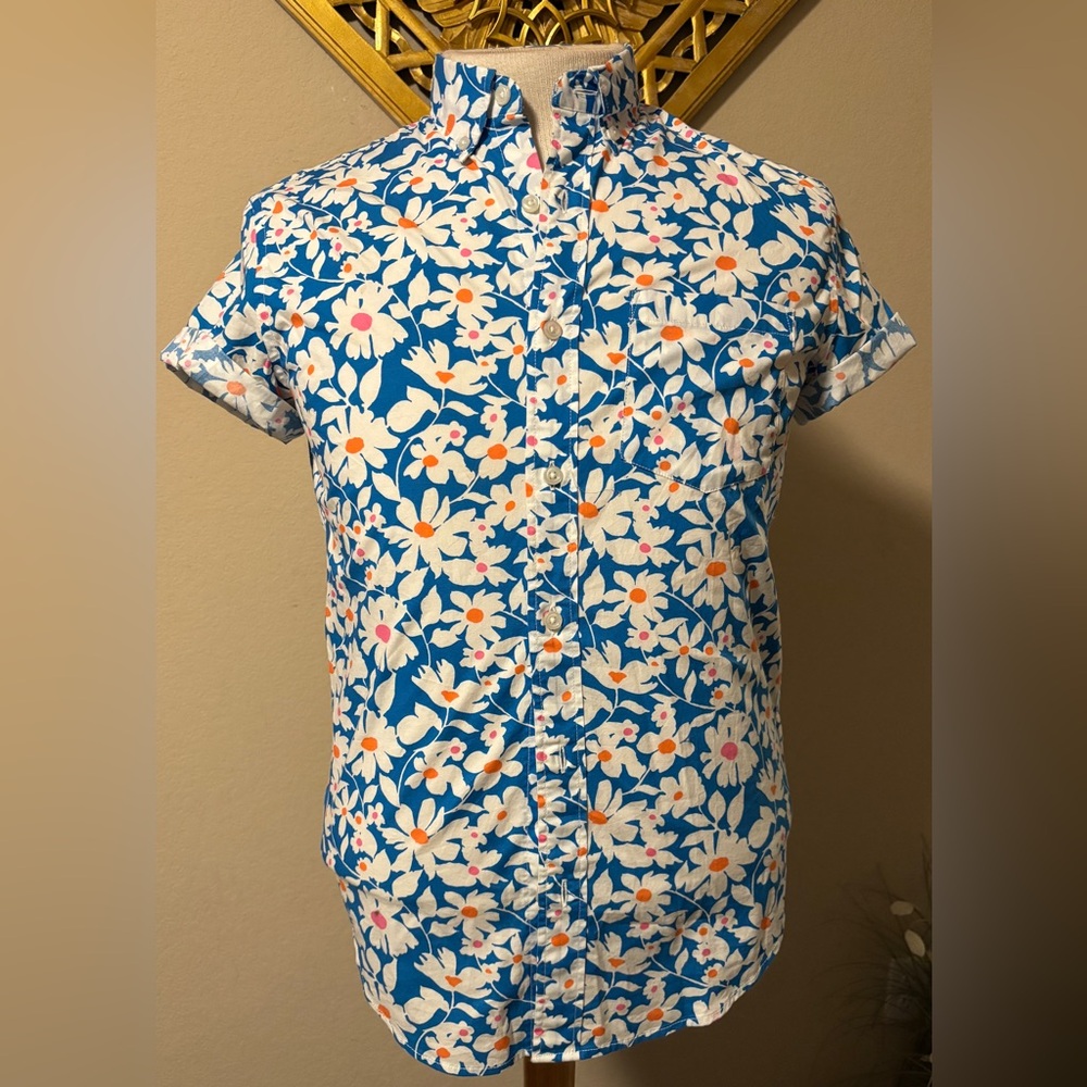 J. Crew Men's Shirt with Blue and White Floral Design Size Small